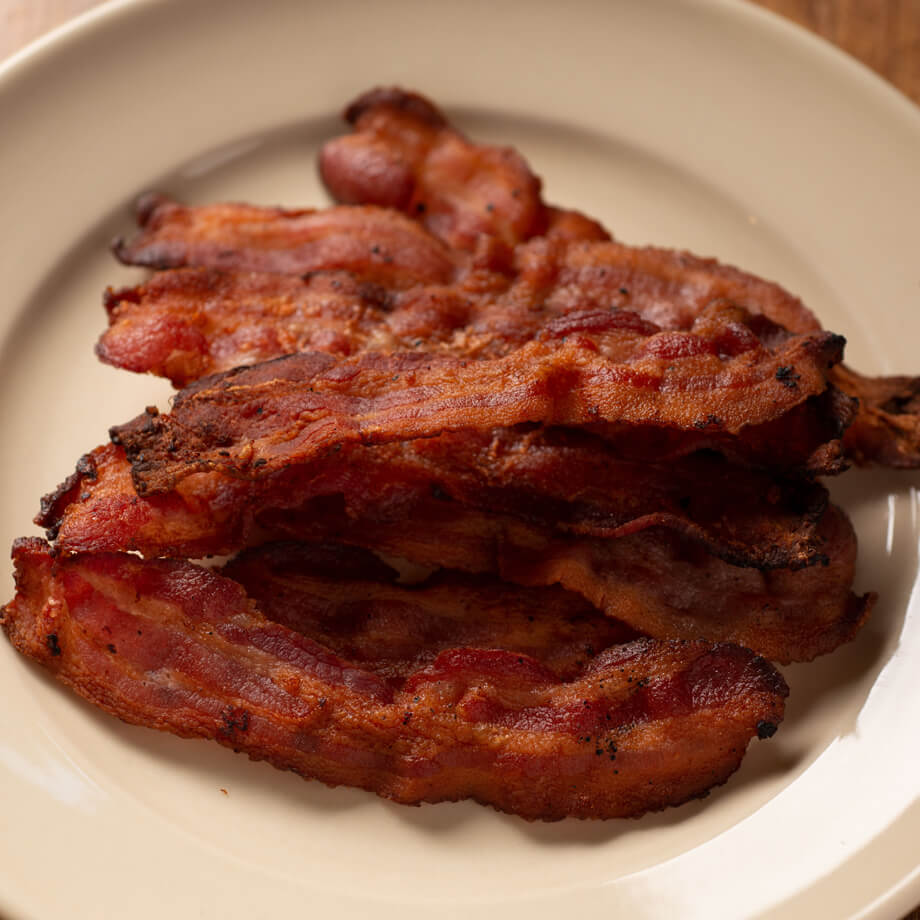 how long does cooked bacon last in the refrigerator