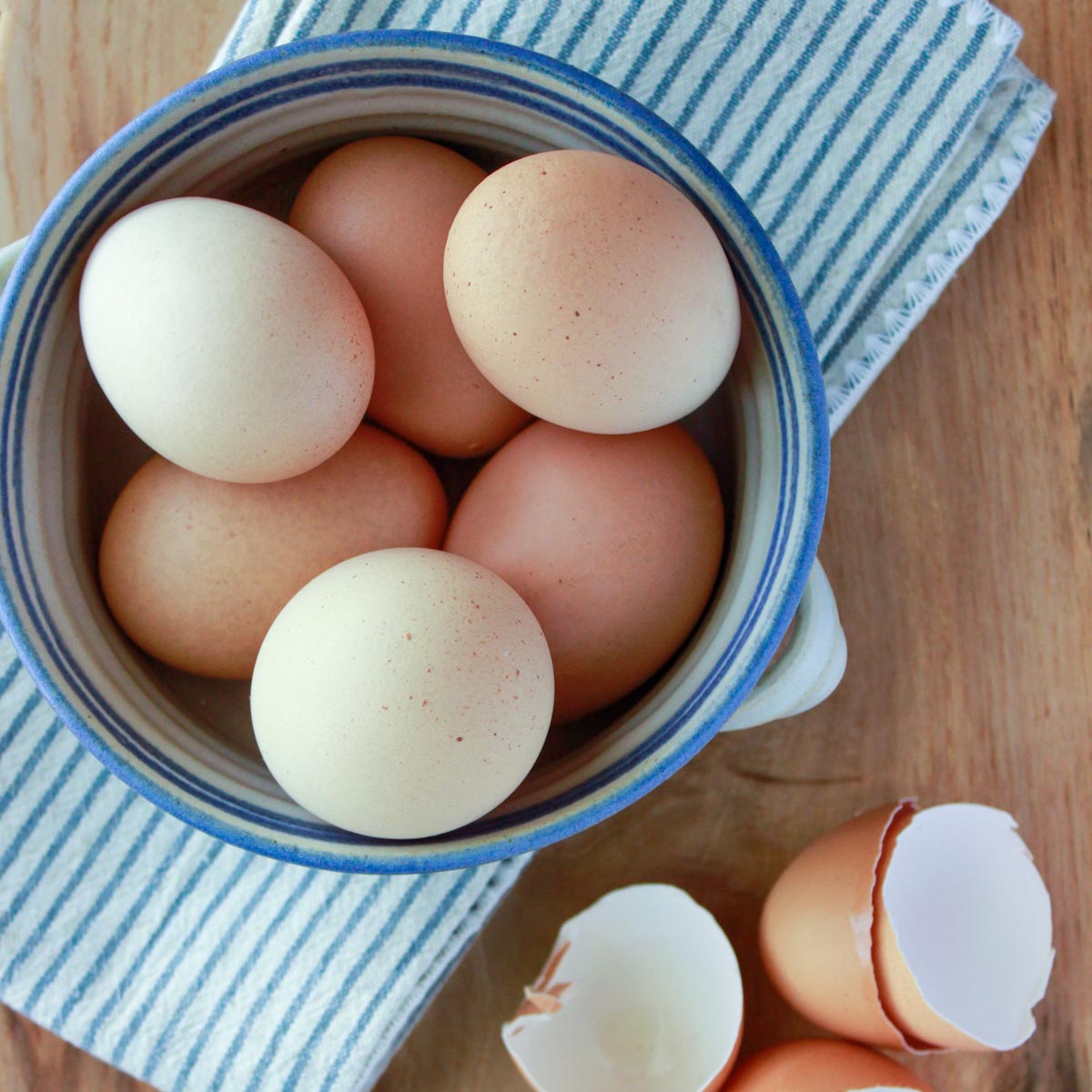 fresh unwashed eggs last in the refrigerator